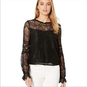 New BB Dakota Lace Top